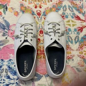 Sperry size 11 white leather sneakers. Good condition.